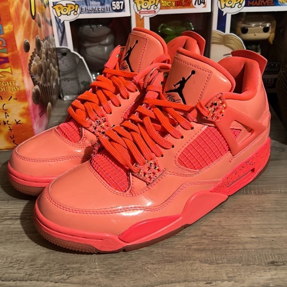 RARE Jordan 4 Hot Punch
